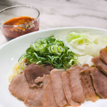 辛辛広島つけ麺｜三滝本町でまぜそば・お肉のテイクアウト・デリバリー